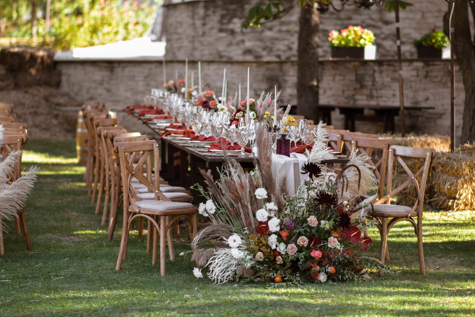A,Very,Nicely,Decorated,Wedding,Table,Appointments,With,Beautiful,Decor